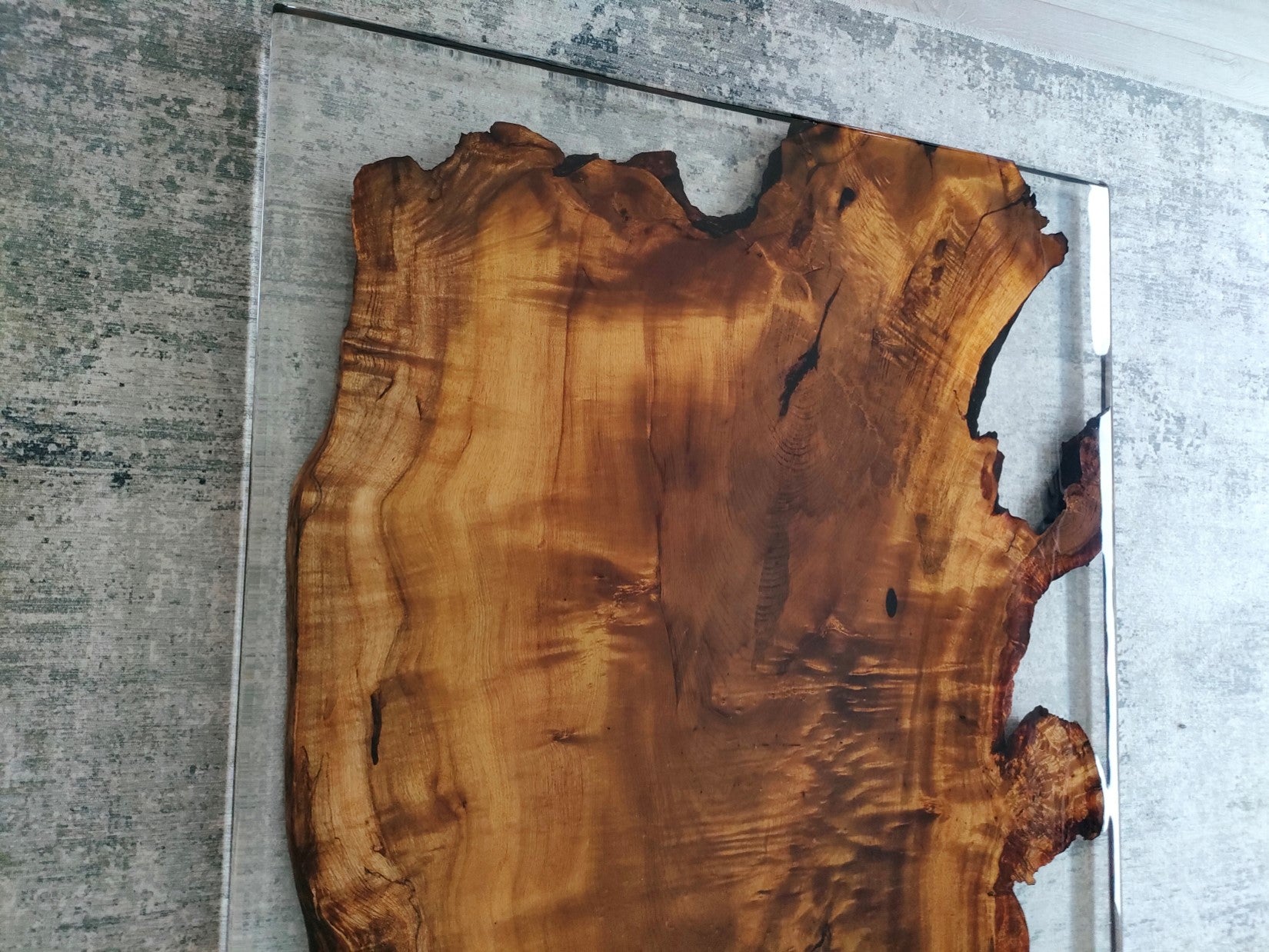 Epoxidharz, Harztisch, Handarbeit, Massivholz